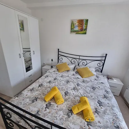Apartment Nada-s